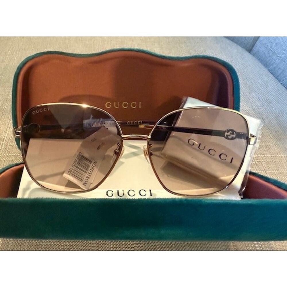 Gucci NWT Cut Out Square Sunglasses Gold Frame